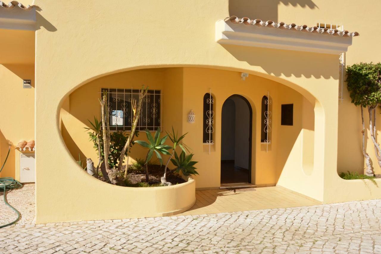 Villa Paraiso - 4 Bedrooms And Pool Albufeira Exterior photo